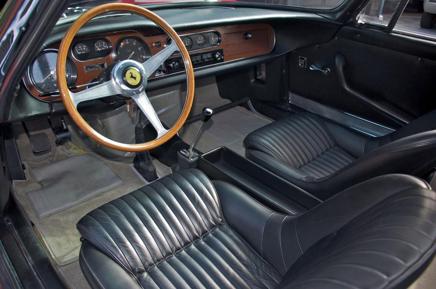 Интерьер Ferrari 275 GTB 6C Lega 1965 года  (фото 51 из 54)